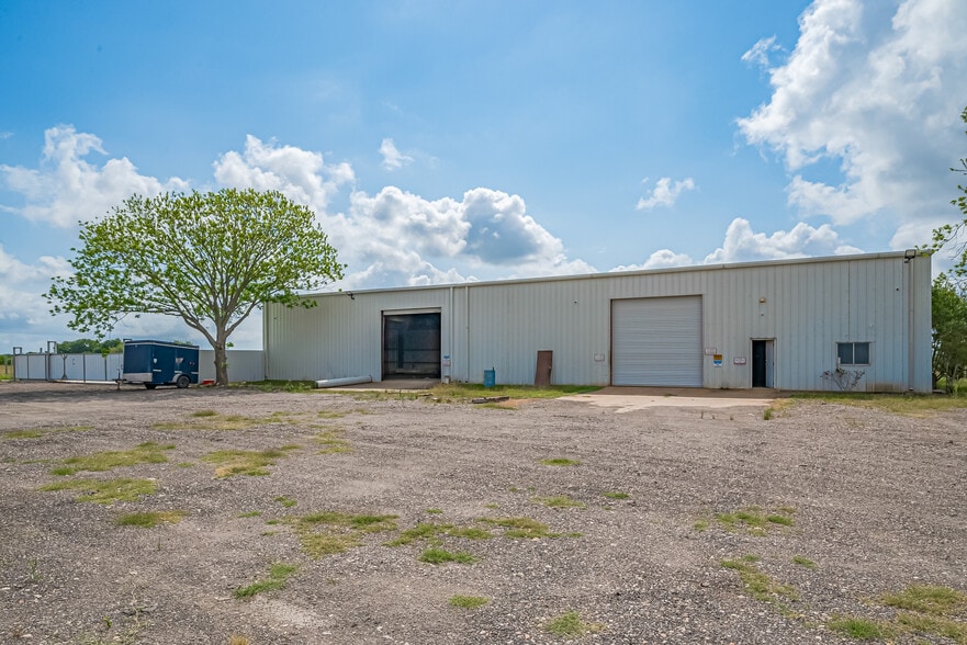 3715 US-59 Hwy, Rosenberg, TX for lease - Building Photo - Image 1 of 11