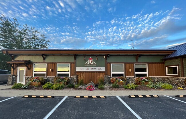 Plus de détails pour 4070 E Brigham Rd, Blue Mounds, WI - Industriel à vendre