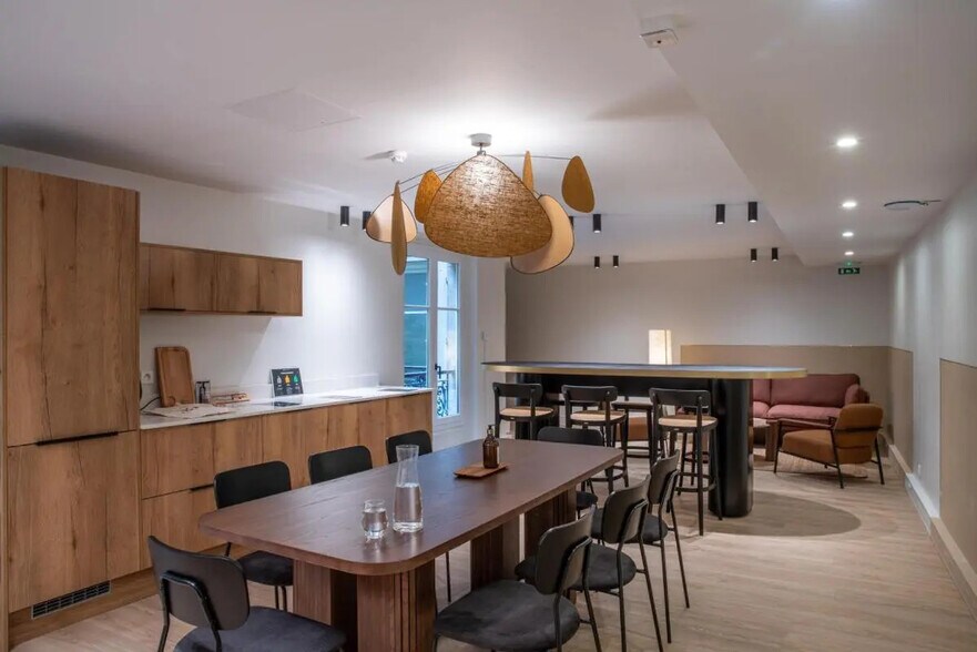 51 Rue Le Peletier, Paris for lease - Interior Photo - Image 3 of 10