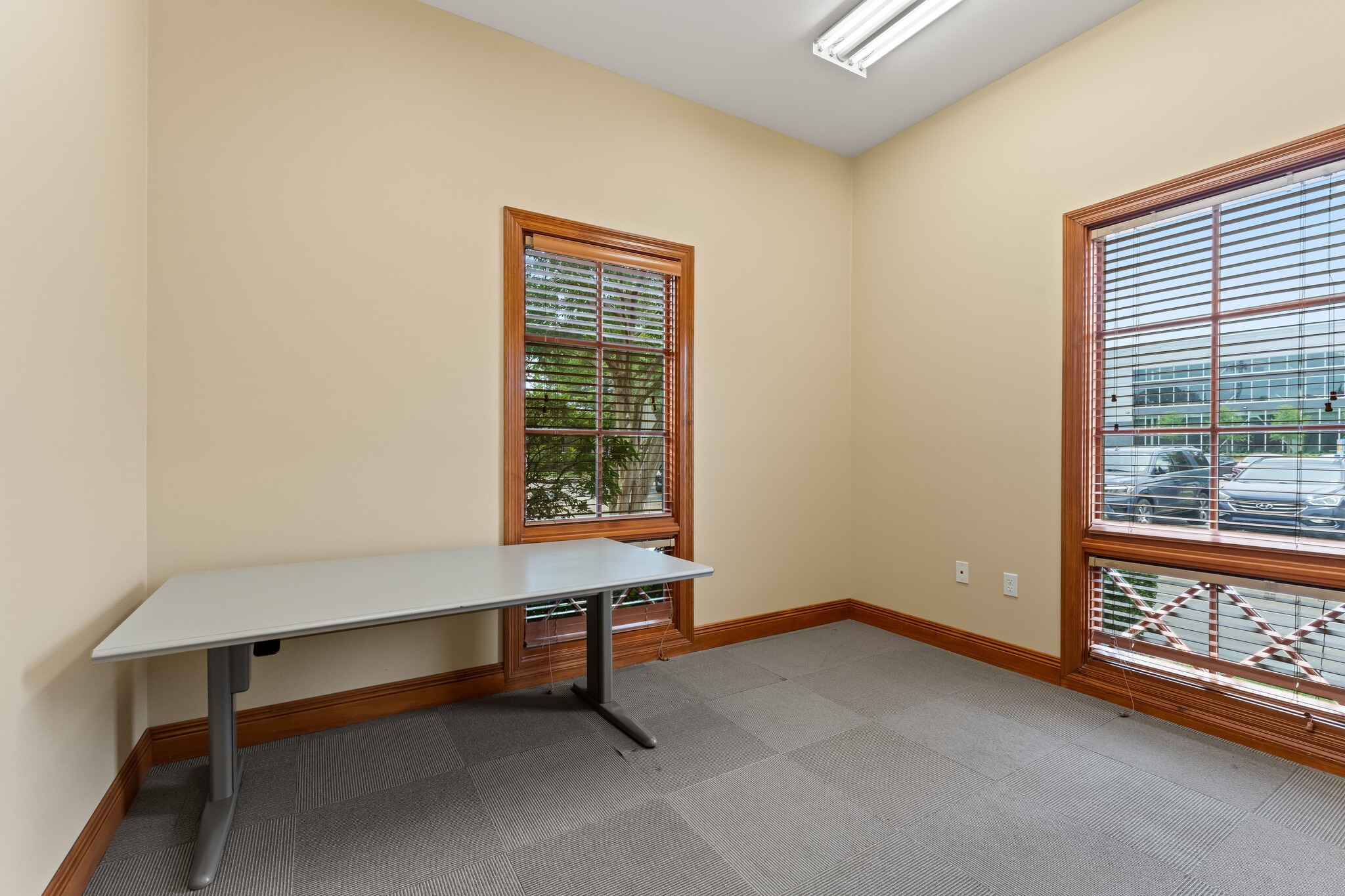 2645 O'Neal Ln, Baton Rouge, LA for lease Interior Photo- Image 1 of 17