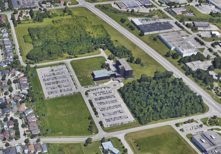 300 Tartan Dr, London, ON for sale Primary Photo- Image 1 of 1