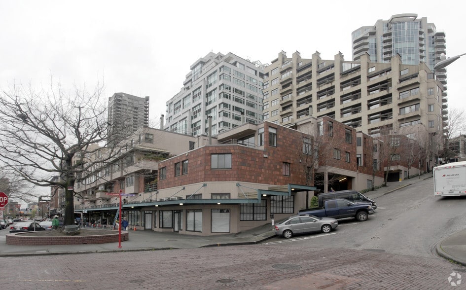 2021 1st Ave, Seattle, WA à louer - Photo du bâtiment - Image 2 de 17