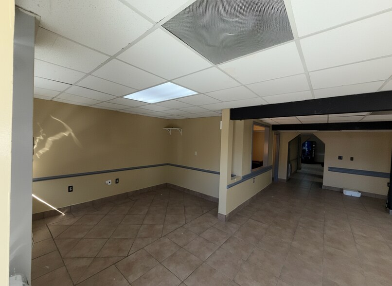 1190 Fairburn Rd SW, Atlanta, GA à louer - Photo du bâtiment - Image 3 de 10