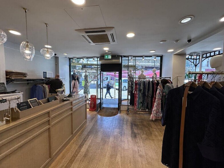 48-49 East St, Brighton à louer - Photo du bâtiment - Image 2 de 11