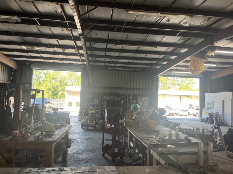 5150 Blythe Island Hwy, Brunswick, GA for lease - Interior Photo - Image 2 of 7