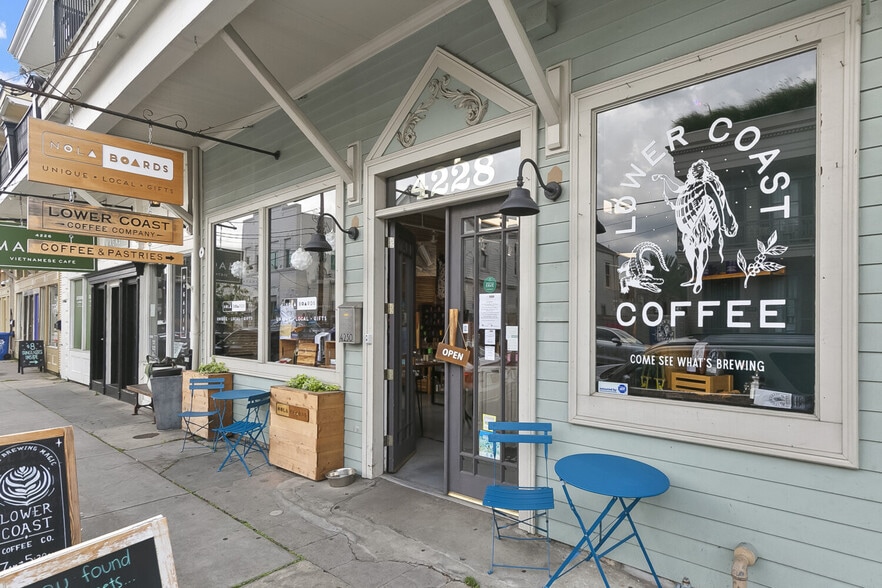 4228 Magazine St, New Orleans, LA à louer - Photo du bâtiment - Image 2 de 4