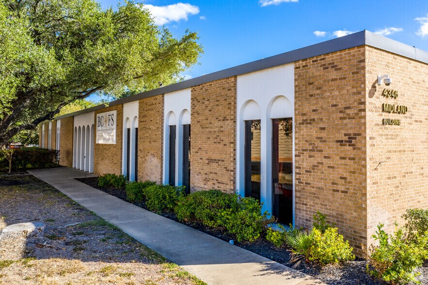 4346 NW Loop 410, San Antonio, TX for sale - Building Photo - Image 2 of 4