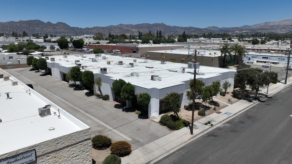 9533-9551 Cozycroft Ave, Chatsworth, CA for sale - Building Photo - Image 1 of 15