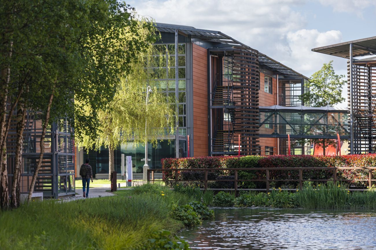 The Connection, Newbury à vendre Photo principale- Image 1 de 1