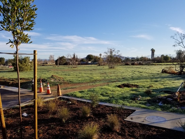 Bellgrave Ave & Etiwanda Ave, Jurupa Valley, CA à louer - Autre - Image 2 de 6