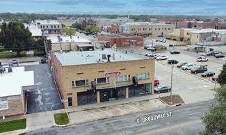 More details for 123 E Broadway St, Newton, KS - Retail for Lease