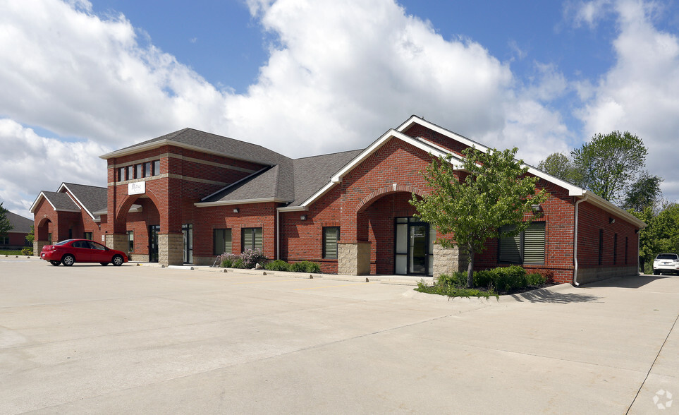 938 Mezzanine Dr, Lafayette, IN à louer - Photo principale - Image 1 de 4