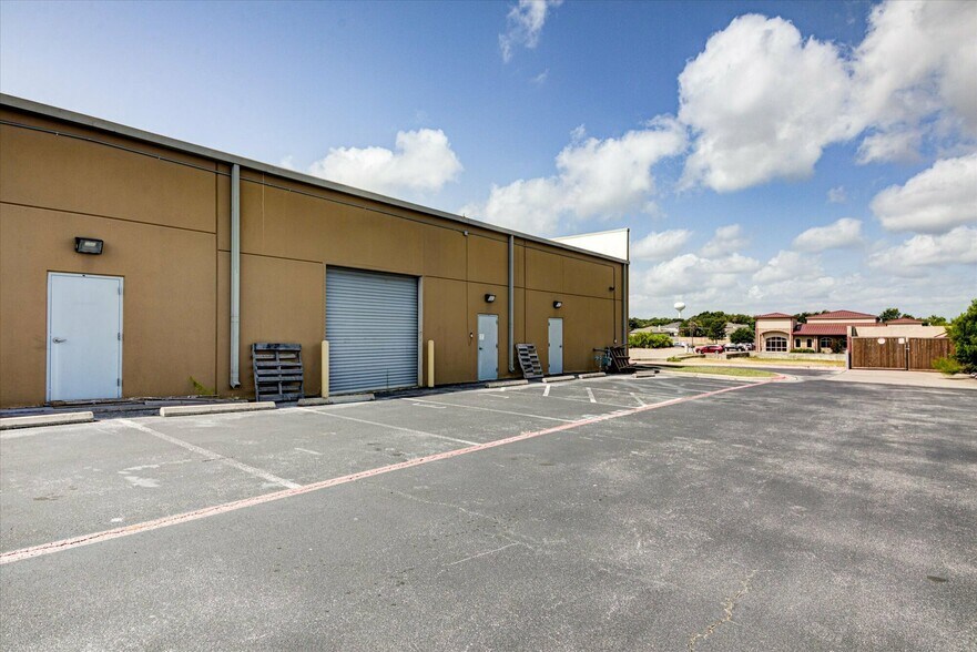 1754 Bagdad Rd, Cedar Park, TX à vendre - Photo du bâtiment - Image 3 de 10