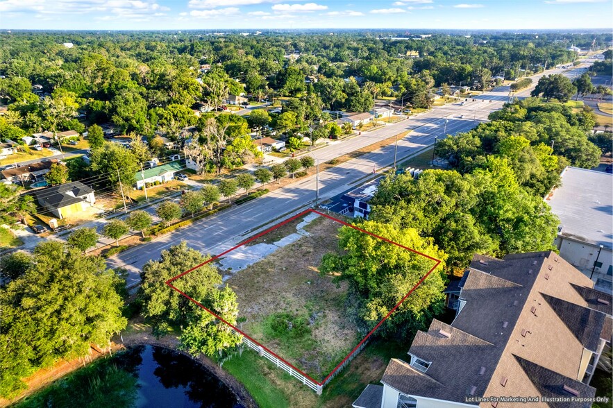 1006 Rd park, Plant City, FL à vendre - Photo principale - Image 1 de 10