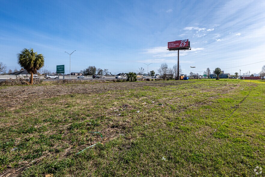 Interstate 10 Parcel, Kenner, LA à vendre - Photo du bâtiment - Image 1 de 13
