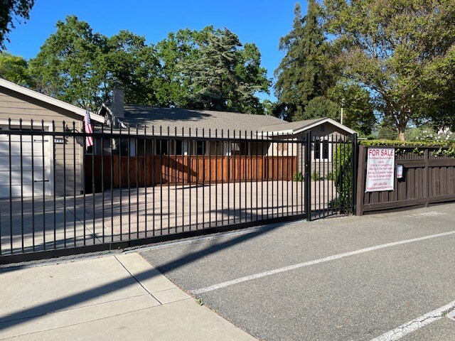 484 Diablo Rd, Danville, CA à vendre - Photo du bâtiment - Image 3 de 6