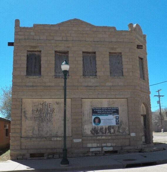 102 E Main St, Aguilar, CO à vendre - Photo du bâtiment - Image 2 de 24