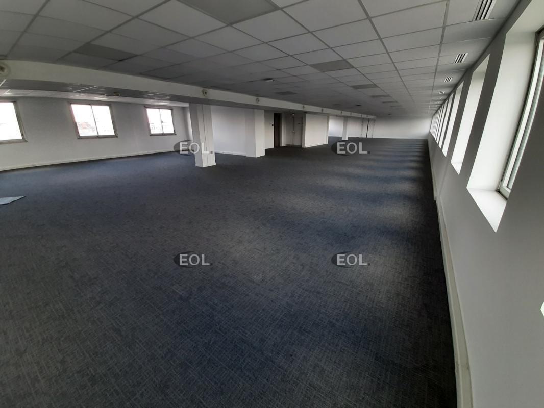Office in Ivry-sur-Seine for lease Interior Photo- Image 1 of 2