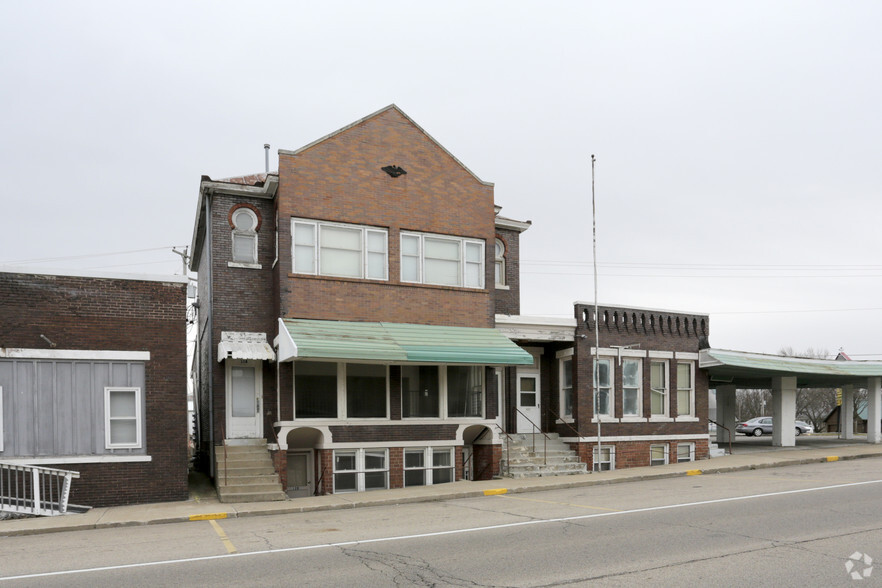 118 S Jefferson St, Washburn, IL à vendre - Photo principale - Image 1 de 1