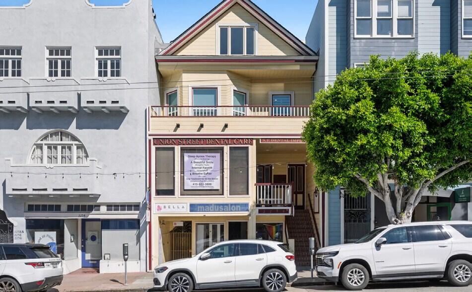 2215-2217 Union St, San Francisco, CA à louer - Photo du bâtiment - Image 2 de 11