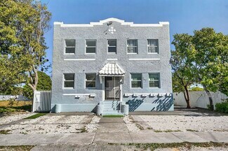 Plus de détails pour 767 NW 35th St, Miami, FL - Multi-résidentiel à vendre