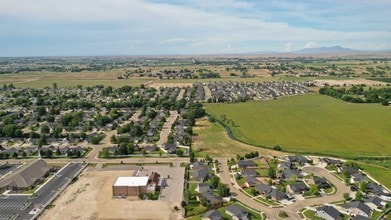 215 Greenlinks Ave, Middleton, ID - AERIAL map view - Image1