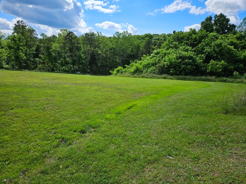 0 S Main Street St, Walnut Cove, NC for sale - Building Photo - Image 3 of 4
