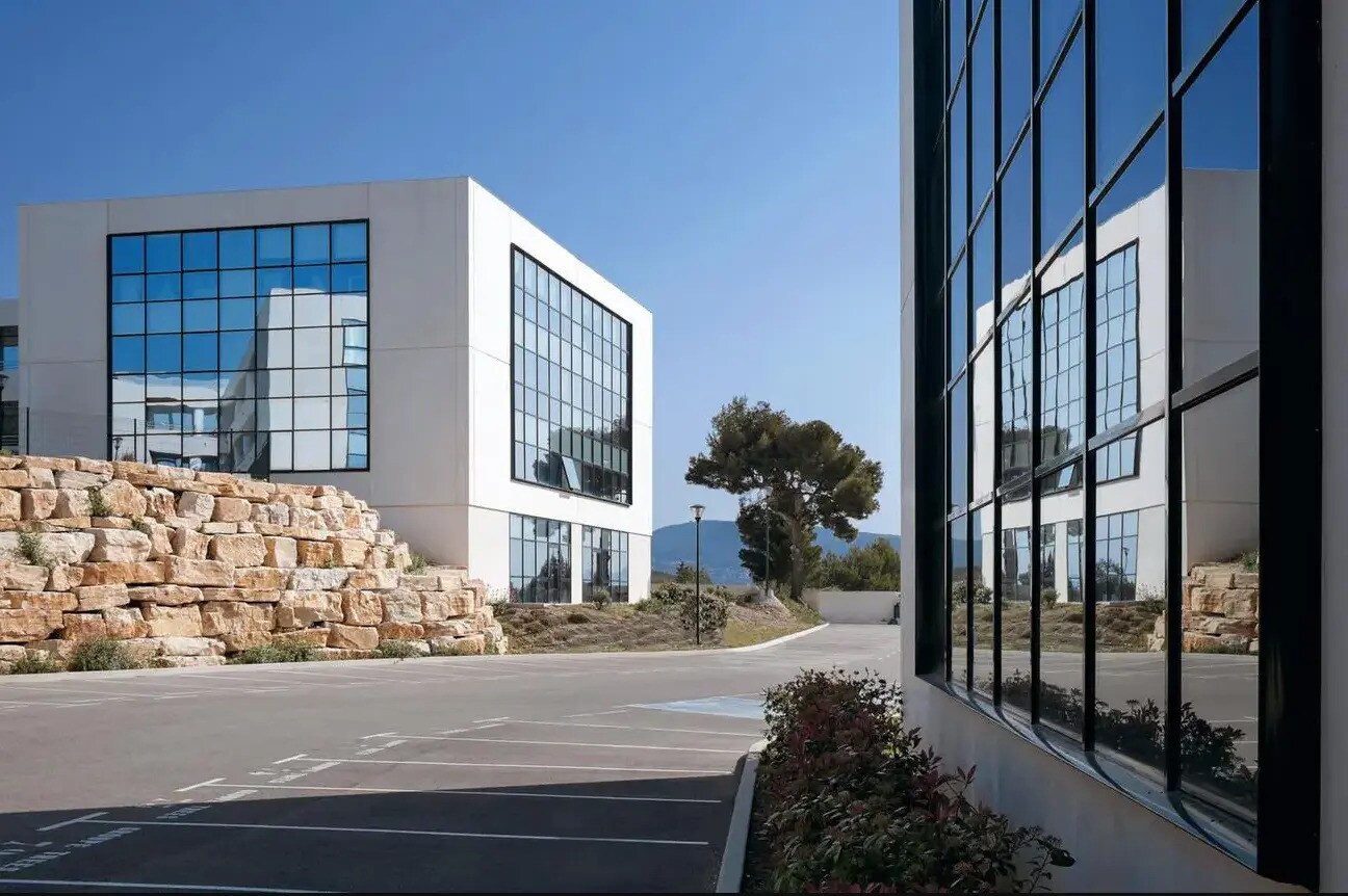 297 Avenue Du Mistral, La Ciotat à louer Photo du bâtiment- Image 1 de 5