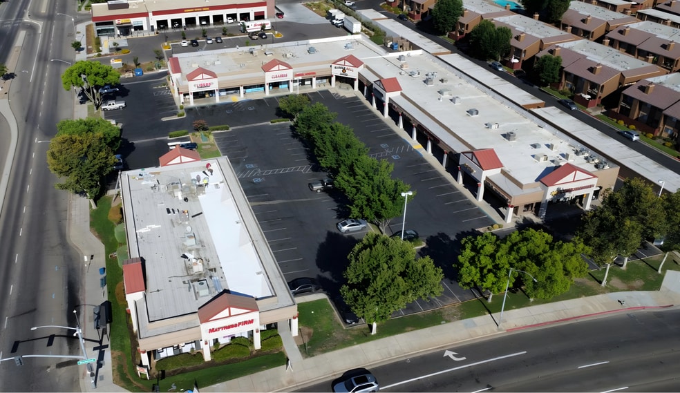 132 W Nees Ave, Fresno, CA for lease - Aerial - Image 2 of 5