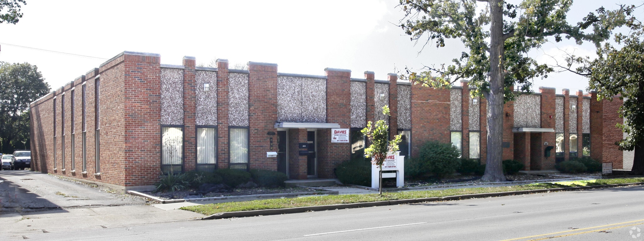 828 Busse Hwy, Park Ridge, IL for lease Building Photo- Image 1 of 26