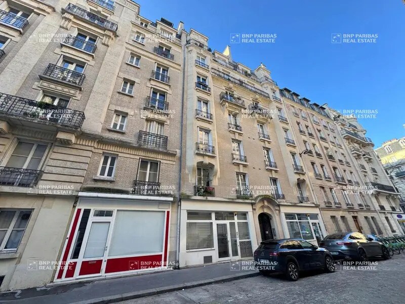 6 Rue Serret, Paris à vendre Photo du bâtiment- Image 1 de 9