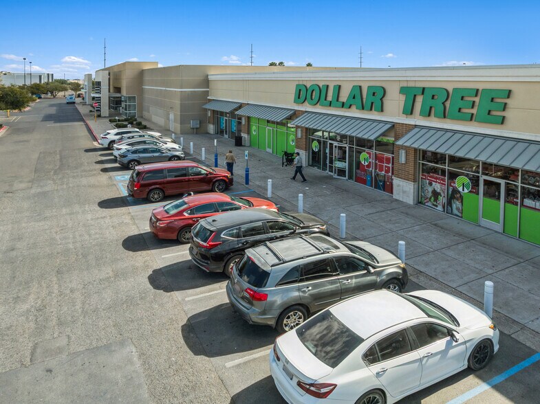 Market at Sharyland Place portefeuille de 2 propriétés à vendre sur LoopNet.ca - Photo du bâtiment - Image 3 de 9