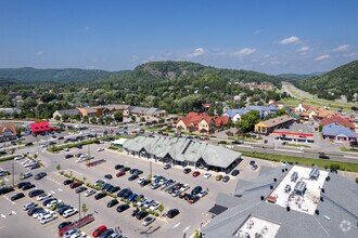 220D Ch Du Lac-Millette, Saint-sauveur, QC - AERIAL  map view