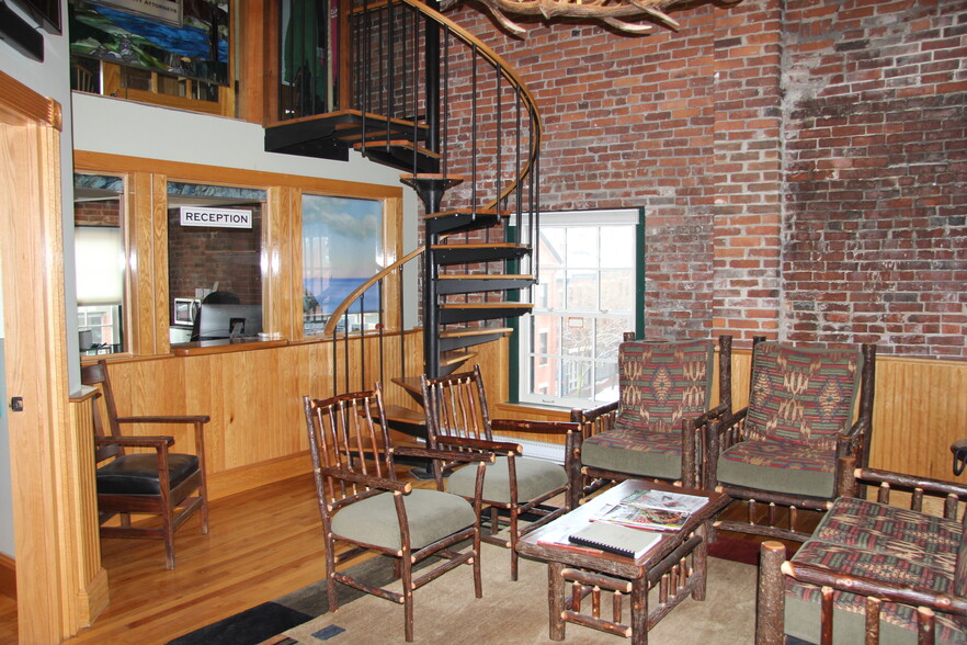 163 Commercial St, Portland, ME for lease - Interior Photo - Image 2 of 10