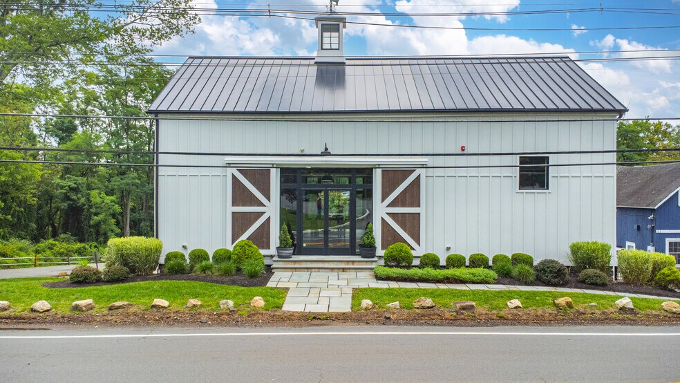 906 Mount Kemble Ave, Morristown, NJ à vendre - Photo du bâtiment - Image 2 de 9