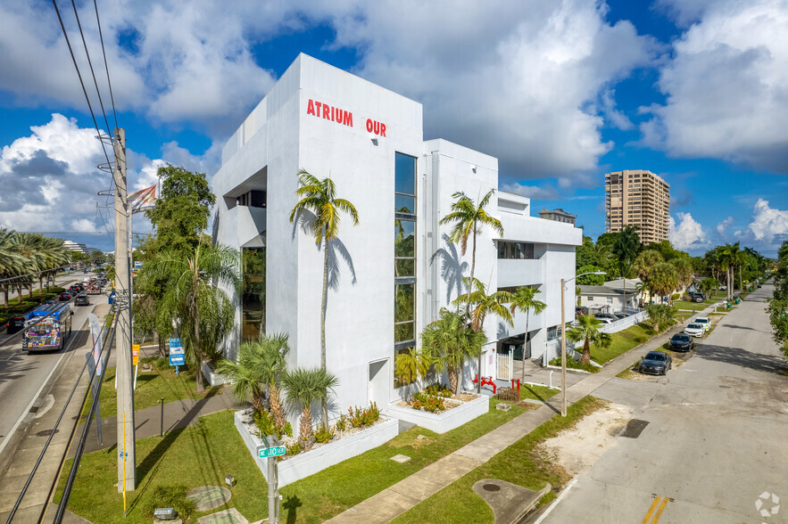 11077 Biscayne Blvd, North Miami, FL for lease - Primary Photo - Image 1 of 3