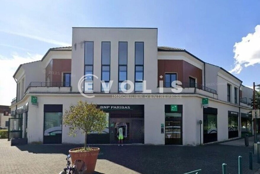 Retail in Chanteloup-en-Brie for sale - Building Photo - Image 1 of 5