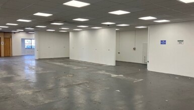 34-36 Carters Grn, West Bromwich for lease Interior Photo- Image 1 of 3