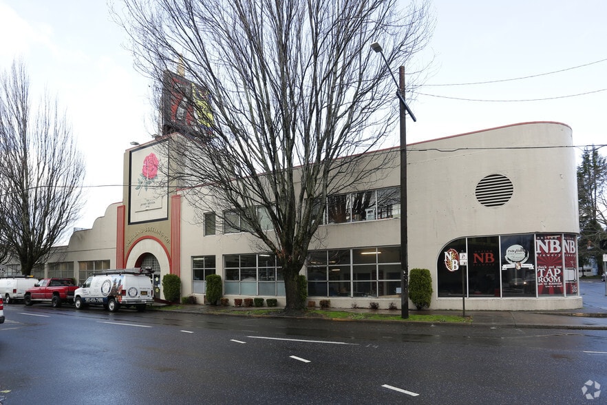 1321 NE Davis St, Portland, OR for lease - Primary Photo - Image 2 of 13
