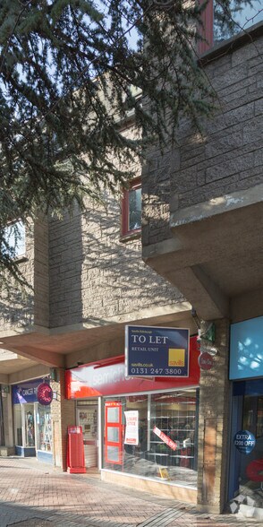 28-58 La Porte Precinct, Grangemouth à louer - Photo du bâtiment - Image 3 de 3