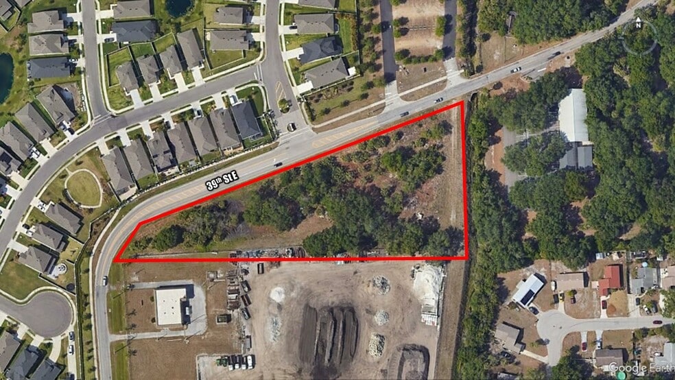 5507 39th E st, Bradenton, FL à vendre - Photo du bâtiment - Image 2 de 10