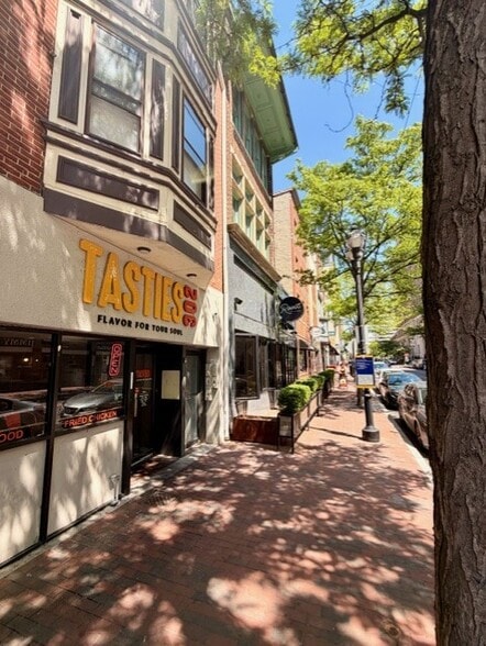 825 N Market St, Wilmington, DE for sale - Building Photo - Image 2 of 28