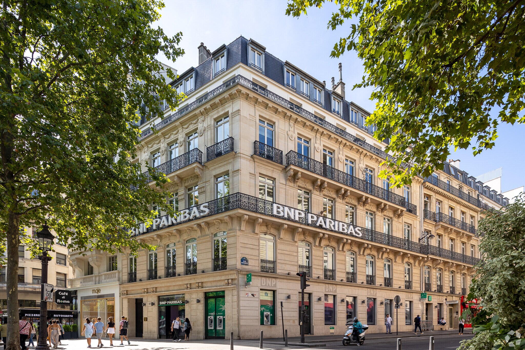 37 Avenue Des Champs Elysées, Paris for lease Primary Photo- Image 1 of 13