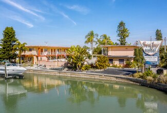 Plus de détails pour 11240 1st St, Treasure Island, FL - Services hôteliers à vendre