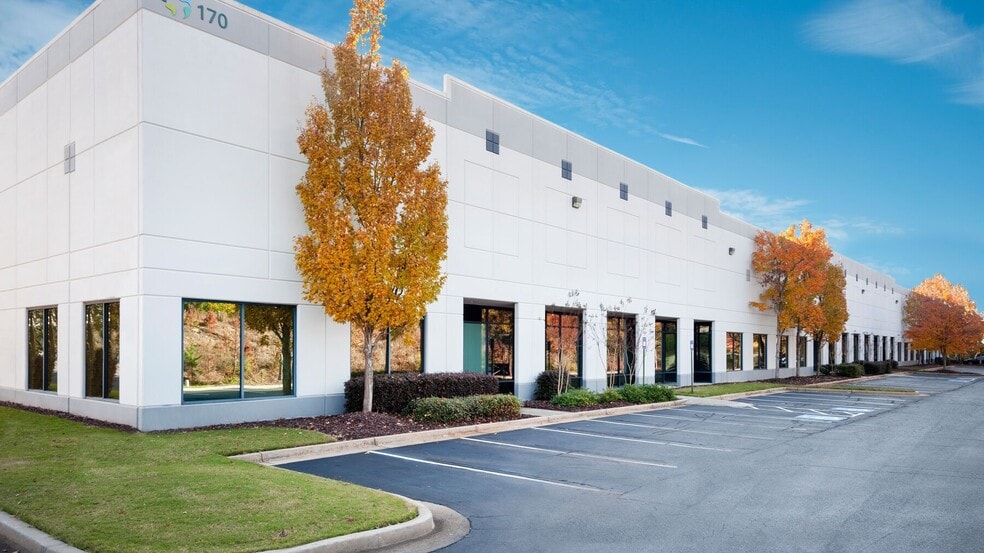 170 Penney Rd, Forest Park, GA for lease - Building Photo - Image 1 of 5