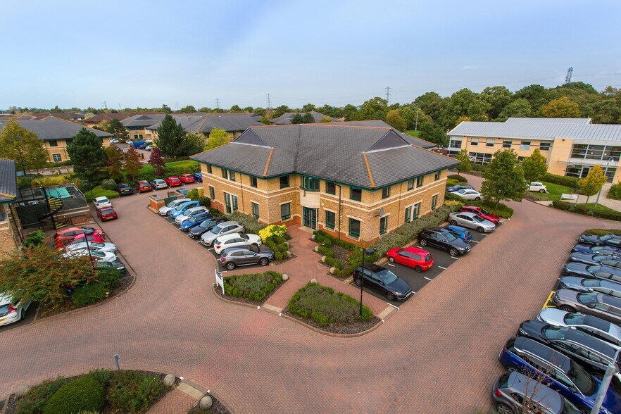Solihull Pky, Birmingham à louer - Photo du bâtiment - Image 3 de 10