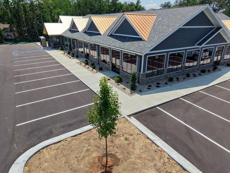 7537 20th ave, Georgetown Township, MI for lease - Building Photo - Image 3 of 8