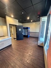 3421-3431 E Tremont Ave, Bronx, NY for lease Interior Photo- Image 1 of 6