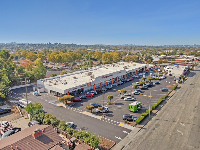 2621-2661 Springs Rd, Vallejo, CA à louer - Photo du bâtiment - Image 3 de 9