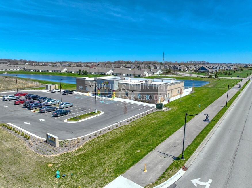7154 S Northfield Dr, Brownsburg, IN à vendre Photo du bâtiment- Image 1 de 1